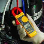 Alicate Amperímetro True-RMS Fluke-325