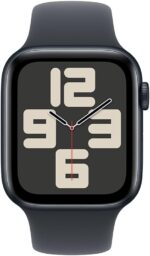 Apple Watch SE GPS • Caixa meia-noite de alumínio – 44 mm • Pulseira esportiva meia-noite – M/G - Imagem 2