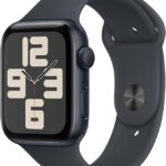Apple Watch SE GPS • Caixa meia-noite de alumínio – 44 mm • Pulseira esportiva meia-noite – M/G