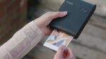 Canon Impressora fotográfica quadrada portátil SELPHY QX10 para iPhone ou Android, preta - Imagem 2